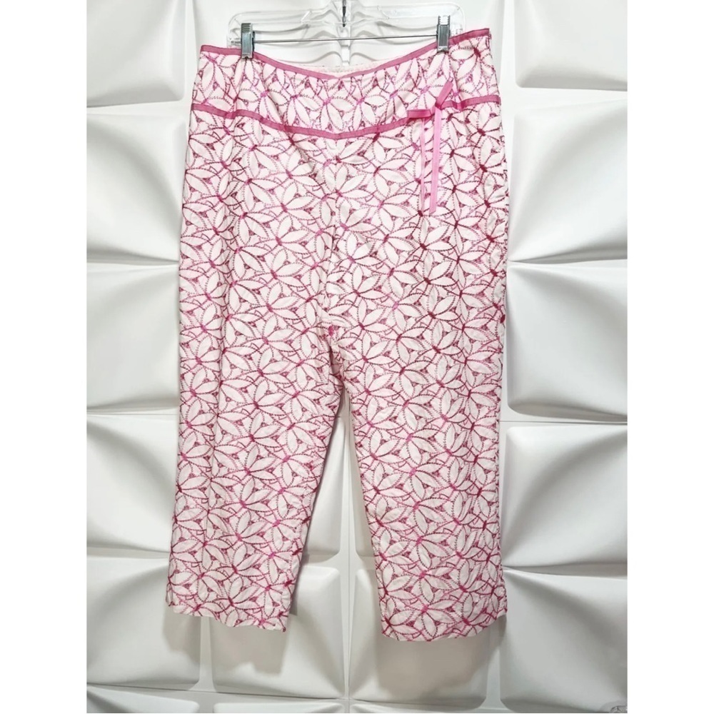 Bamboo Traders Sz 16 Pink White Floral Embroidered Cropped Capri Pants Spring